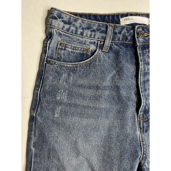 TNR Women’s Jeans Distressed Medium Wash Size 27 Cropped - Picture 2 of 10